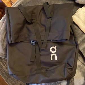 ON - On Cloud bag/backpack